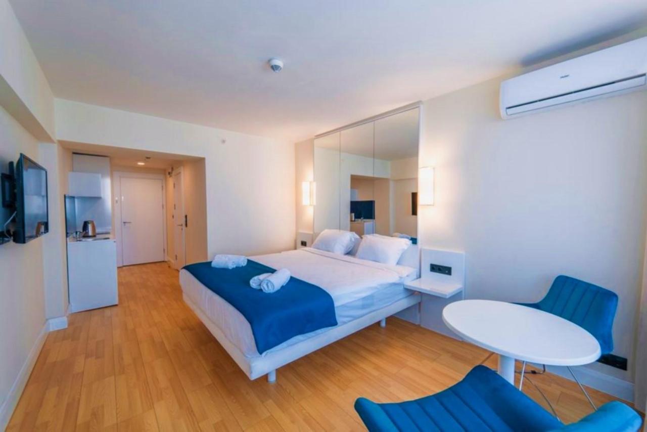 Orbi Twin Towers Aparthotel With Sea View 바투미 외부 사진
