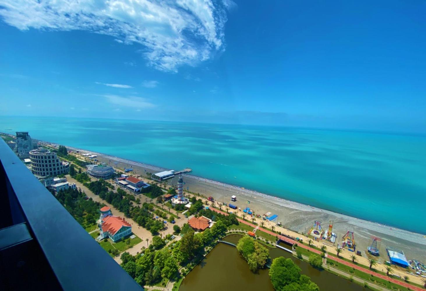 Orbi Twin Towers Aparthotel With Sea View 바투미 외부 사진